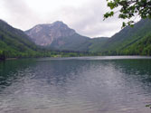 Vorderer Langbathsee mit Jagdschloss