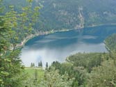 Tiefblick auf den Vorderen Gosausee